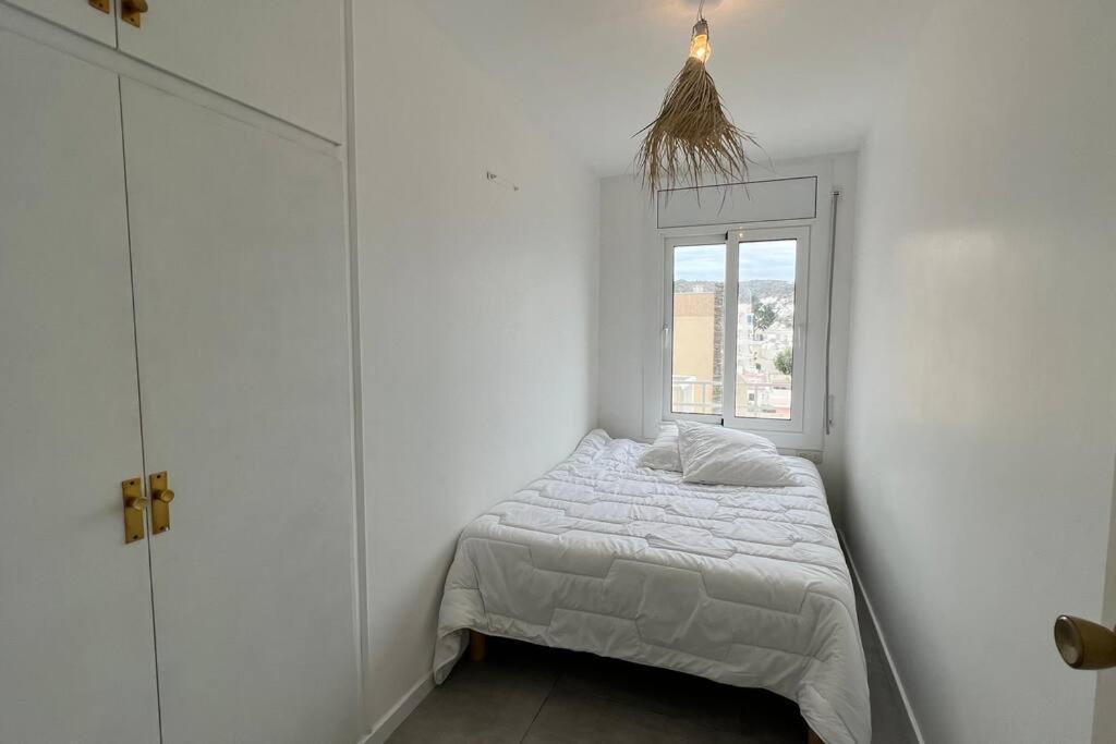 Apartamento Tres Habitaciones Con Vistas Al Mar En Roses Extérieur photo