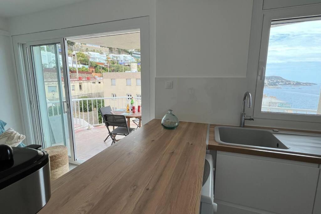 Apartamento Tres Habitaciones Con Vistas Al Mar En Roses Extérieur photo