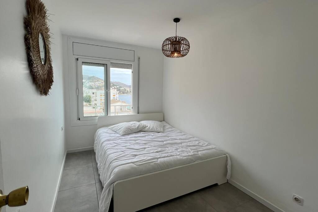 Apartamento Tres Habitaciones Con Vistas Al Mar En Roses Extérieur photo